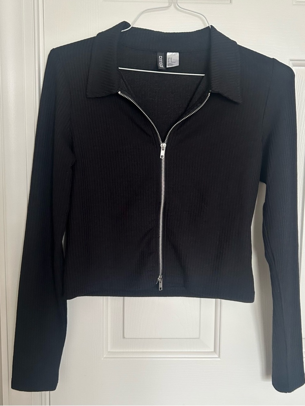 H&M Black Ribbed Zip-Front Women's Sweater